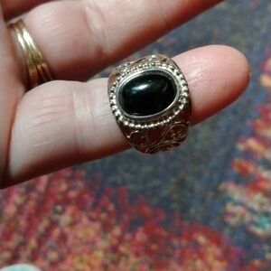 Vintage Sterling Silver Onyx Filagree Ring